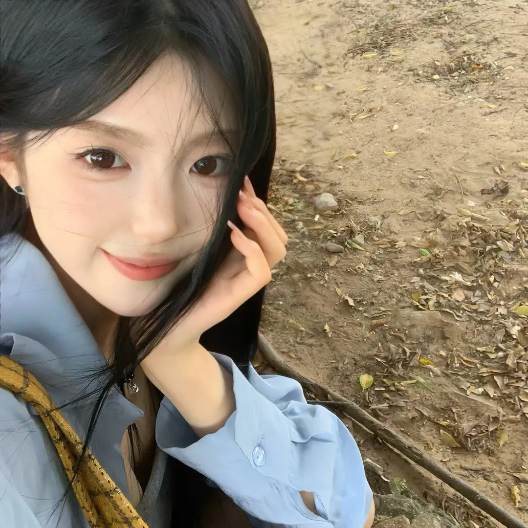 诈骗女神海报
